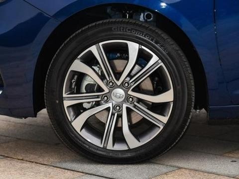 新款帝豪GL变装“高科技”