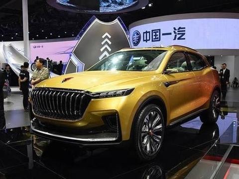 红旗终于“生出个”SUV! 屏幕爬上方向盘, 15万还真比合资干的好