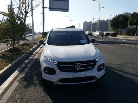 放弃众泰山寨T300, 提了号称“神兽”车, 家里人都说买值了