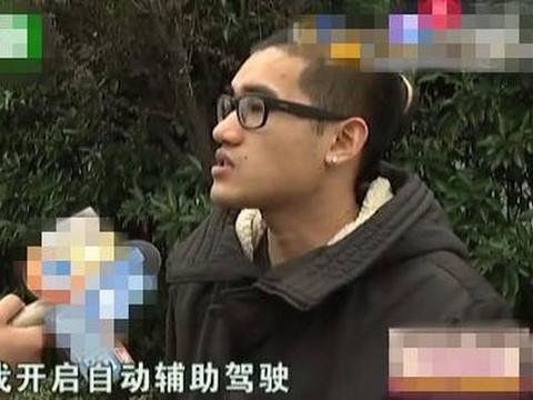 特斯拉自动驾驶太恐怖？疯狂撞石墩，4S店却概不认账！