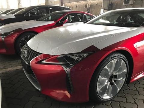 国内首批雷克萨斯LC到港