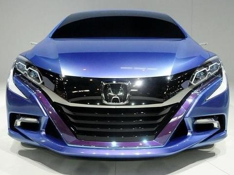 两厢版的本田思域，简直帅到我怀疑人生，我不打算买高尔夫了