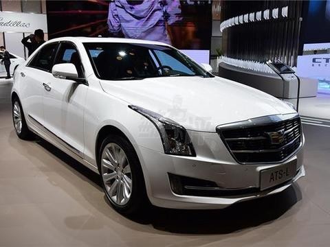 这车操控和动力都超宝马3系, 优惠完卖20万出头, 也是豪华品牌!