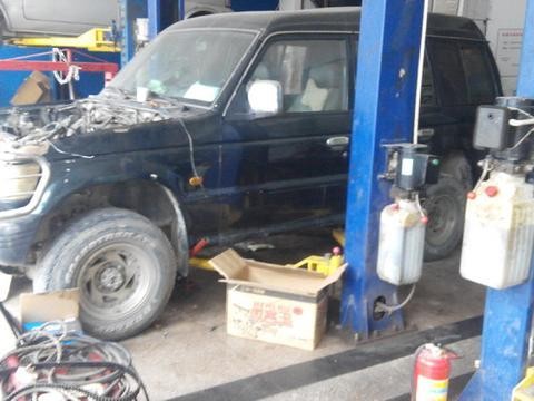 比普拉多还牛的越野车，三菱帕杰罗V32，情怀老车翻新