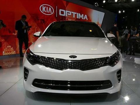 此B级车曾扬言赶超帕萨特! 如今降5万都没人买! 没准你家就有!