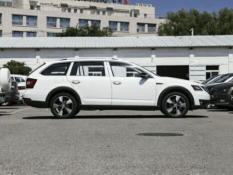 颜值完胜速腾, 空间不输轩逸, 超高的性价比, 最受欢迎的旅行车!