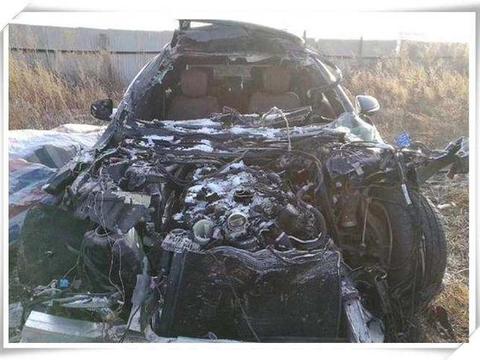 同事花18万买一辆奔驰S400L, 修完了转手就挣二十万以上