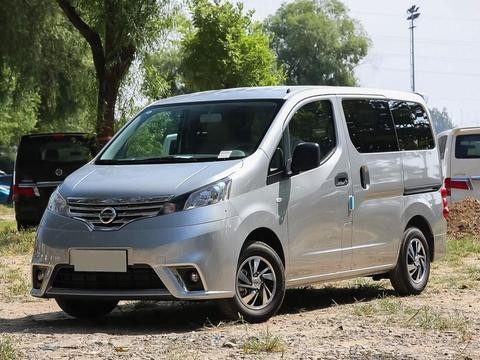 12万元就能买到合资7座MPV，百公里油耗才6.9L，划算！