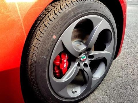 就是能让BBA服气！它的NB你不懂