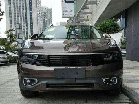 吉利领克01真车到店，油耗让人难以想象，真替长城捏把冷汗？