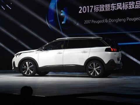 比途观L上档次，轴距超越汉兰达，内饰科技感爆棚，仅售18万！