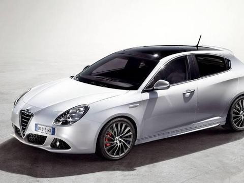 这款车号称平民法拉利, 颜值超靓, 远超BBA, 售价只卖20万起