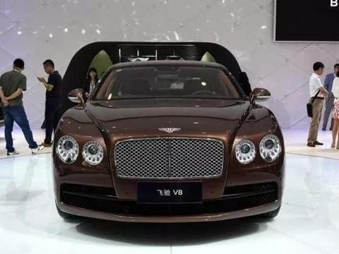 如果你有50万，你是选择丰田普拉多，还是这款撩妹神车