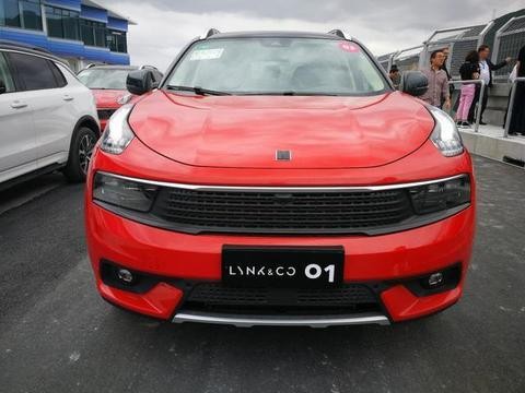 终于等到你！杭州首台骚红色领克01！