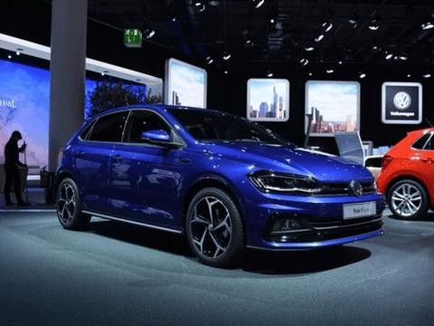 2018款大众polo全新升级, 车身轴距加长, 5万提车飞度懵了!