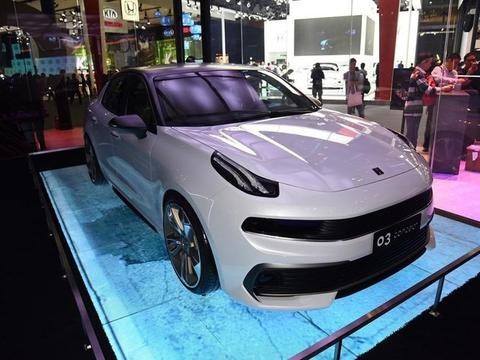 国产豪华轿车仅13万！平民也能开豪车