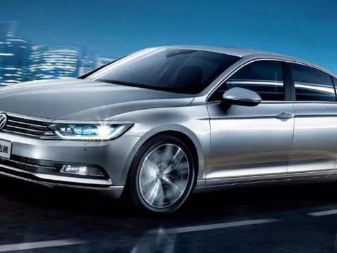 终于算清楚：月收入多少才养得起20万的车 ？