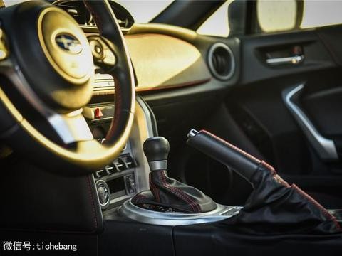 驾驶乐趣，就是一圈、一杆、一手刹而已？