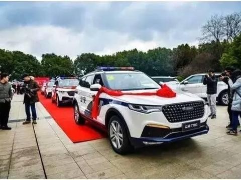 当你还在嘲笑众泰抄袭时， 殊不知人家已经位列朝堂