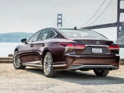 ​销量突破800万，不输奔驰宝马