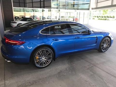 花298万买辆保时捷帕拉梅拉，选配超70万，比奔驰S上档次？