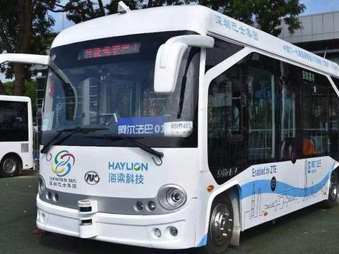 全球首批无人驾驶公交，100%中国研发，合资车都看傻了