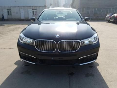 这款车太霸气了！颜值高到爆表，2.0T百公里还达6.3s