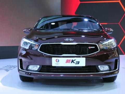 起亚“销量王”又降4万, 6气囊+标配ESP, 卖7万买啥吉利帝豪?