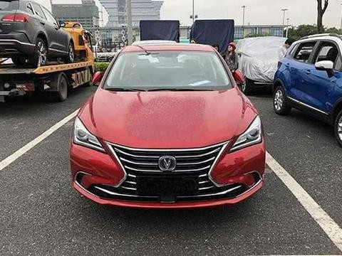 长安最新颜值帝已经上路，配最强1.5T发动机，关键只卖7万多