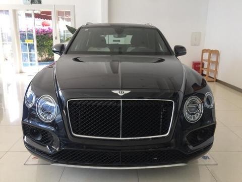 18款欧版柴油宾利添越V8 年前价格已降至冰点