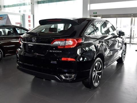 冠道用车感受如何? 两驱2.0T发动机, 性价比核心造诣很人性化