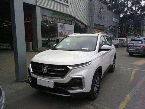 国内首提宝骏530, 外观大气不输博越，车主：8万很值