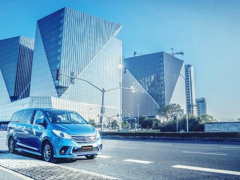 新时代尊贵畅享，上汽商用车给你不一样的自由体验