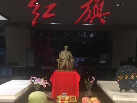 湖南车友花27.5万买辆红旗H7, 直言提车现场却“温暖人心”