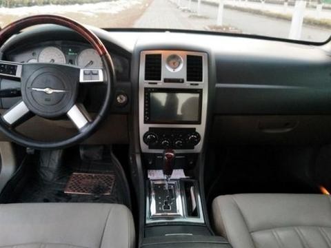 落地价42万, 现在只需8万, 刚开回村口邻居们以为是“劳斯莱斯”