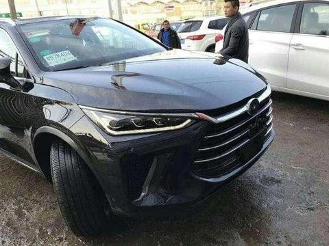 比亚迪不负众望，唐二代正式上路，油耗仅2L19万起还买什么领克