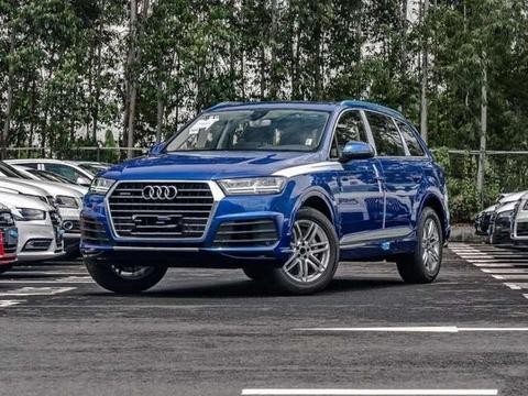 奥迪Q7让我不再讲情怀迈腾般的豪华还不霸气，装低调都不选它了