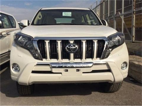 17款中东版丰田霸道2700九气囊，天津港现车手续齐优惠2万