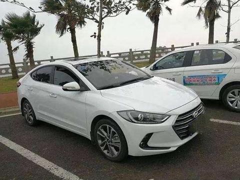 买不起思域就买它！这合资车再降3万，仅8万起油耗5L比捷达厚道