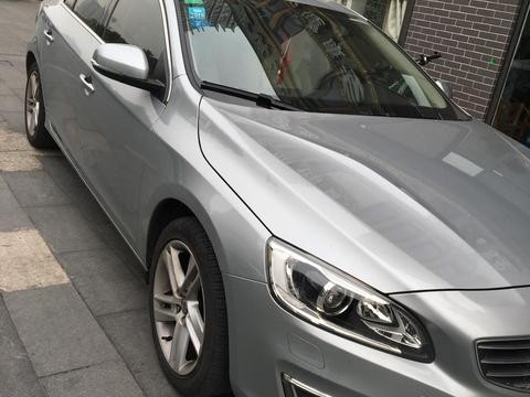 沃尔沃S60L, 高颜值高性价比秒杀奥迪A4L！