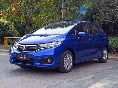 2018款本田飞度: 车身加长31mm、售价降低1万元, 为何网友却骂声一片?