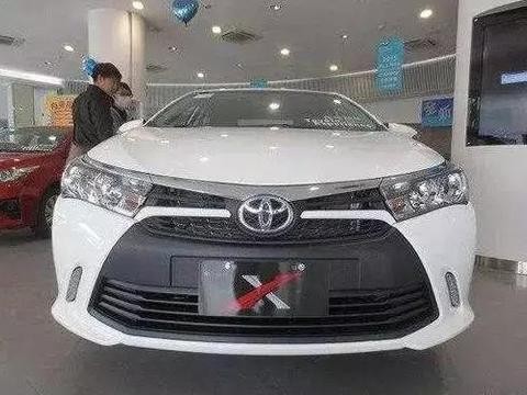 2018款丰田卡罗拉到店, 搭载1.5T动力, 售价9万! 谁还买思域?