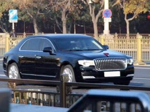 新一代大红旗轿车来了, 一百万起, 比宾利都有面子, 还买啥奔驰宝马?