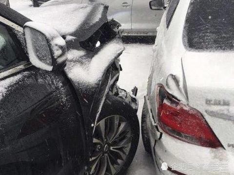 当“公路坦克”传祺GS8撞上比亚迪，GS8车主下来一脸尴尬