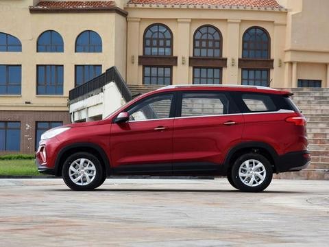 国产神车又出新品，56800的起步价是要逆天吗，快来围观吧