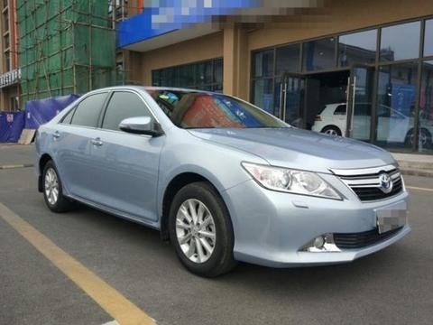 落地价25万，现在只需14万，开了五年贬值十多万，车主心里苦