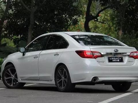 这款四驱轿跑全进口卖22万, 美国权威都认可, 你喜欢吗?