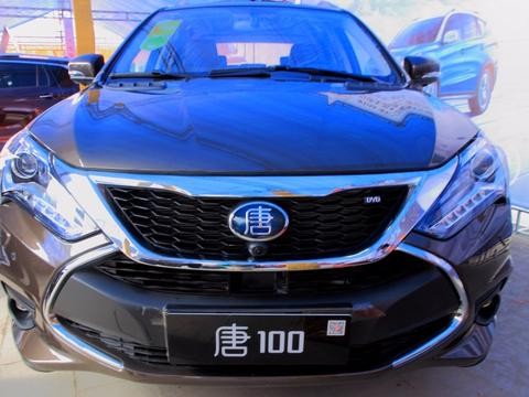 比亚迪唐百公里加速仅4.9秒，秒杀众多豪车！SUV中的王者！