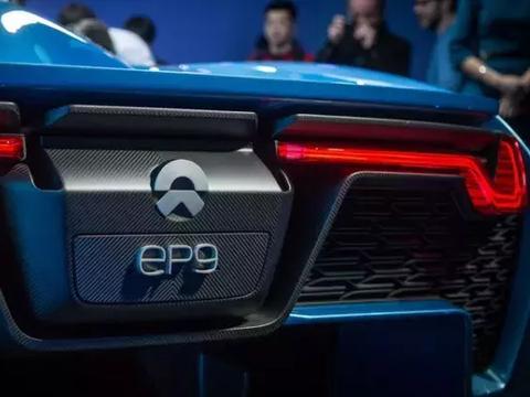 原来这才是宝马不造超跑的原因！