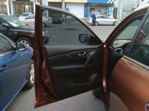 日产-奇骏，2015款，2.0L四口之家幸福的未来！